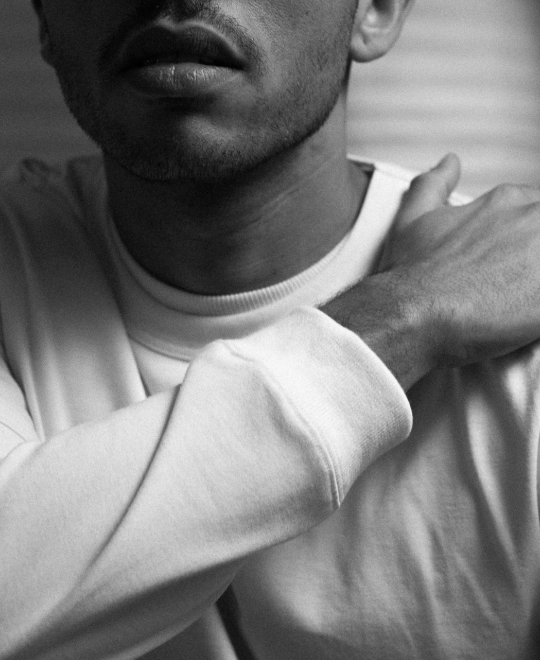 HEAVY LONG SLEEVE CUFF TEE